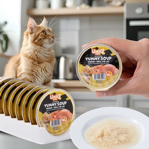 UNIQ PETS ROYAL CHICKEN PÂTE POUR CHATS, bouillon de poulet et de krill, 30 g x 8 pièces