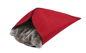 Hunter by Laura Caverne pour Chats rouge